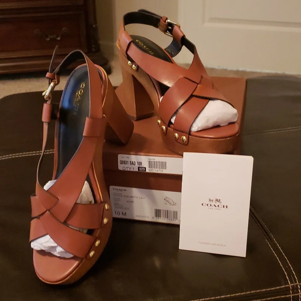 Shoes - Picture 2 of 4